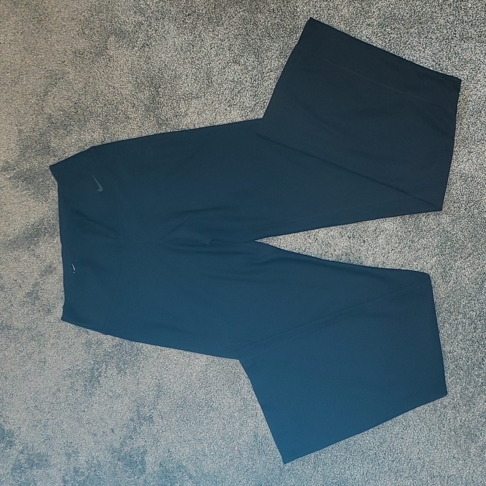 Womens nike dri fit xs pants